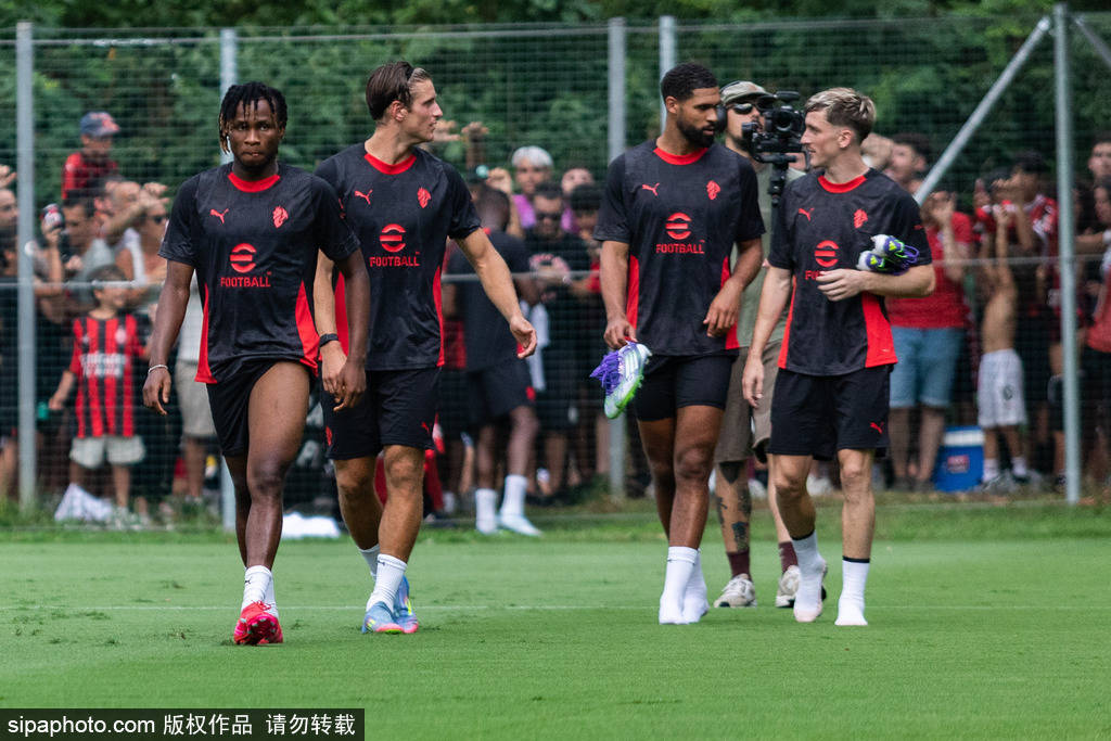 C罗不仅重 C罗不仅重