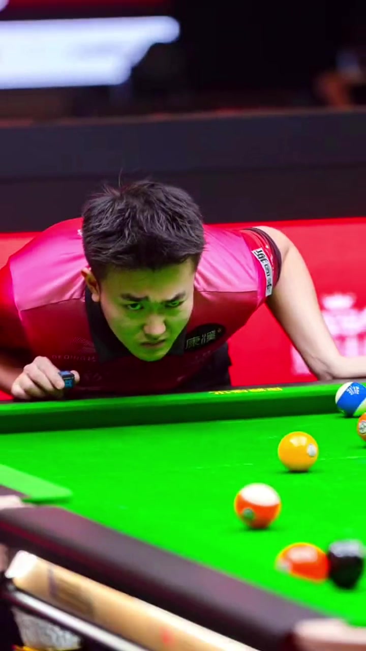 现出色的一 现出色的一