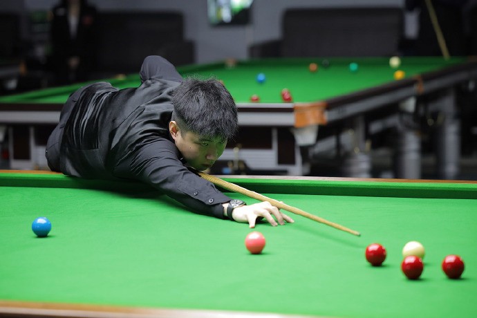 的青年引援 的青年引援