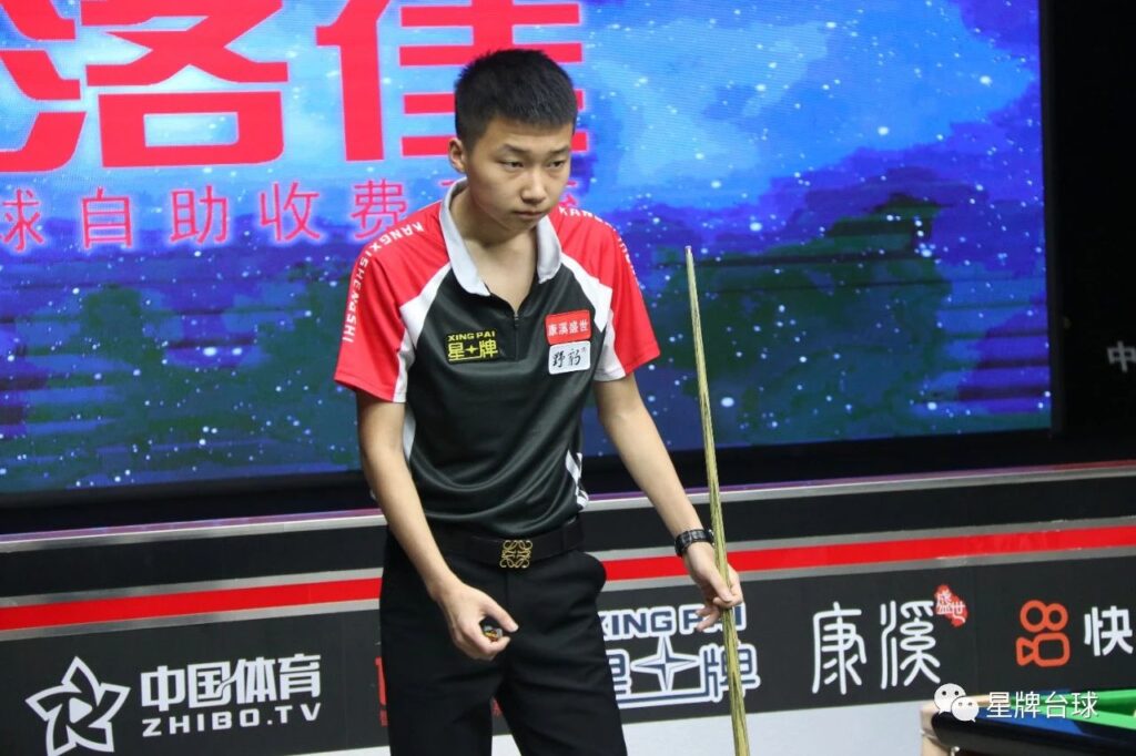 他在俱乐部 他在俱乐部